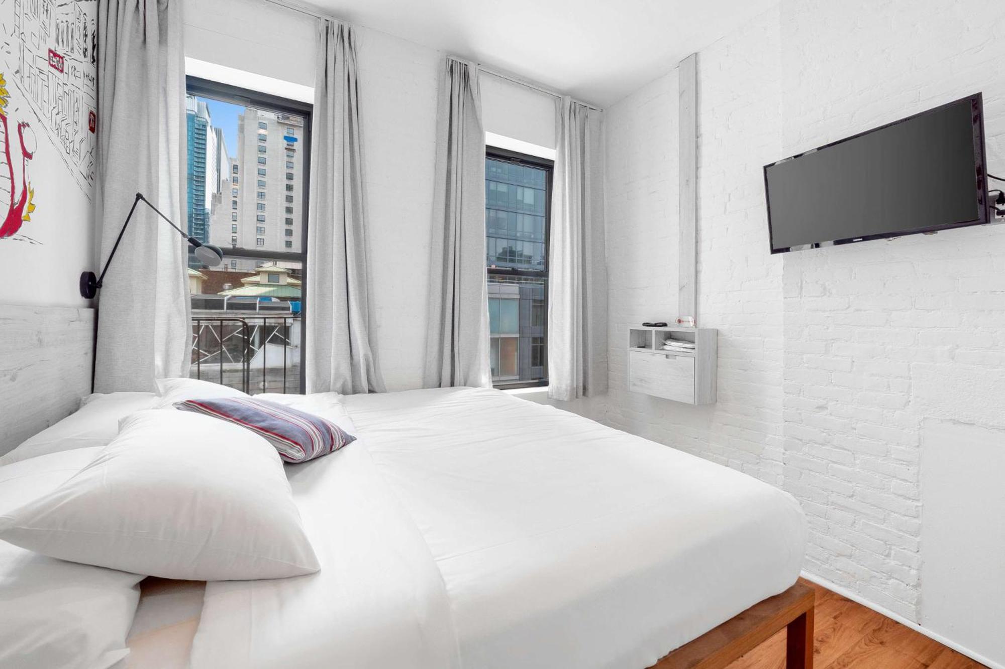 Be Home Hotel New York City Exterior photo
