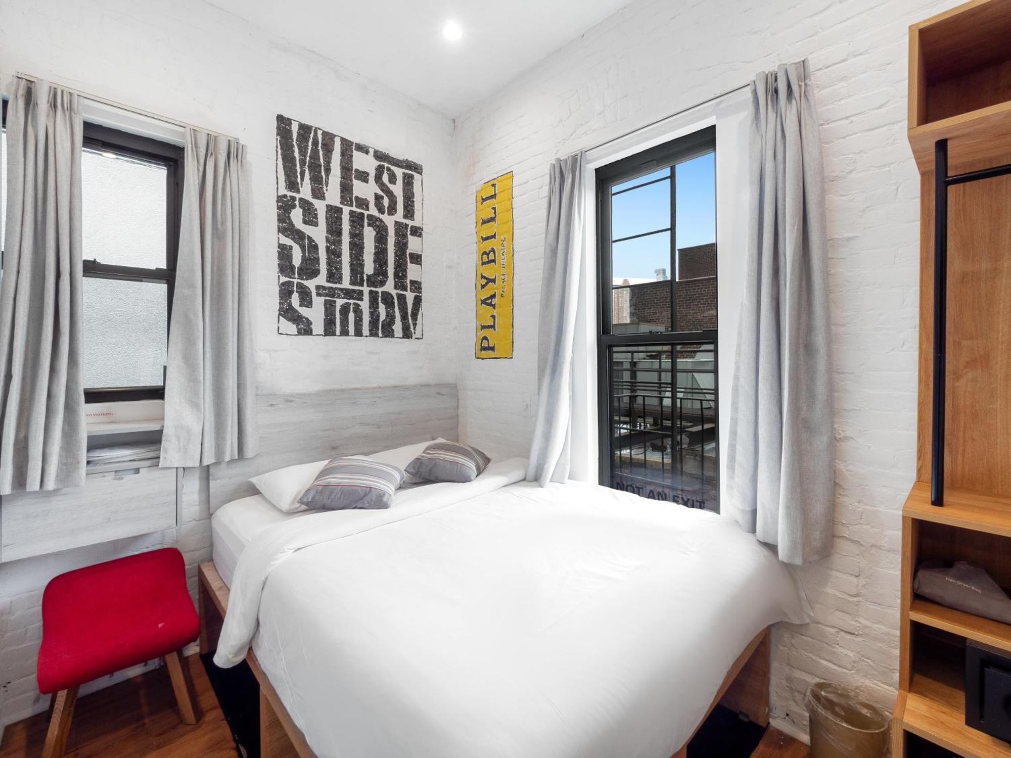 Be Home Hotel New York City Exterior photo