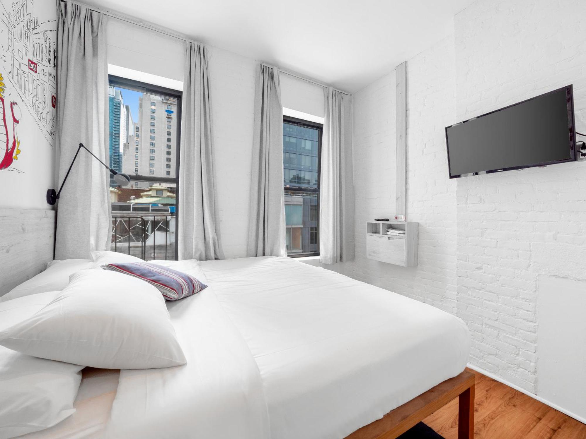 Be Home Hotel New York City Exterior photo